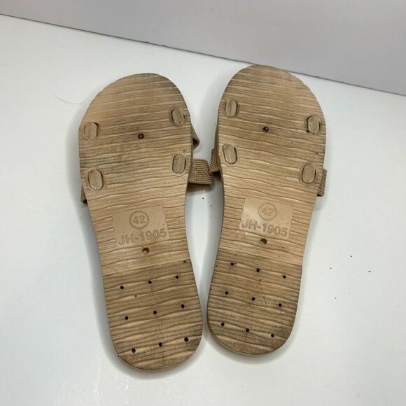 Cindy Claire Studded Jewel Rubber Flat Sandals Slip On Slides Womens Designer - Picture 9 of 9